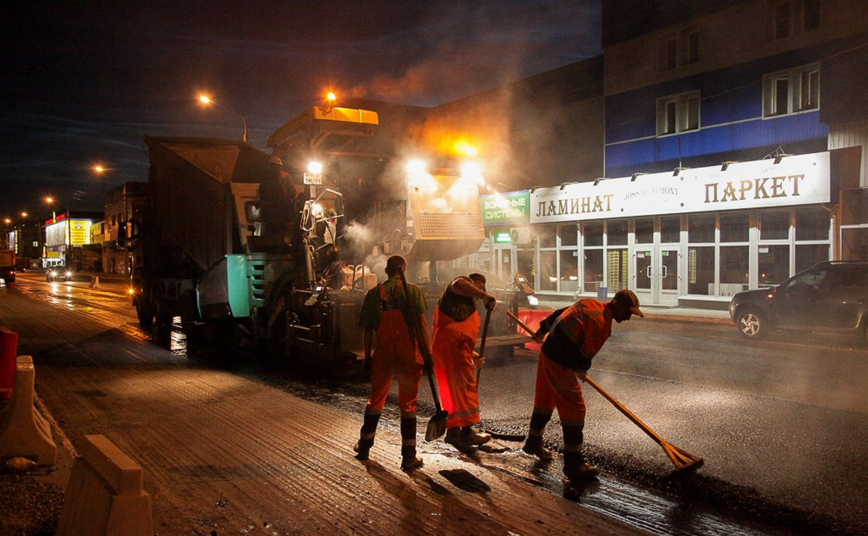 В Туле на ул. Мосина ремонтируют дорогу: фоторепортаж