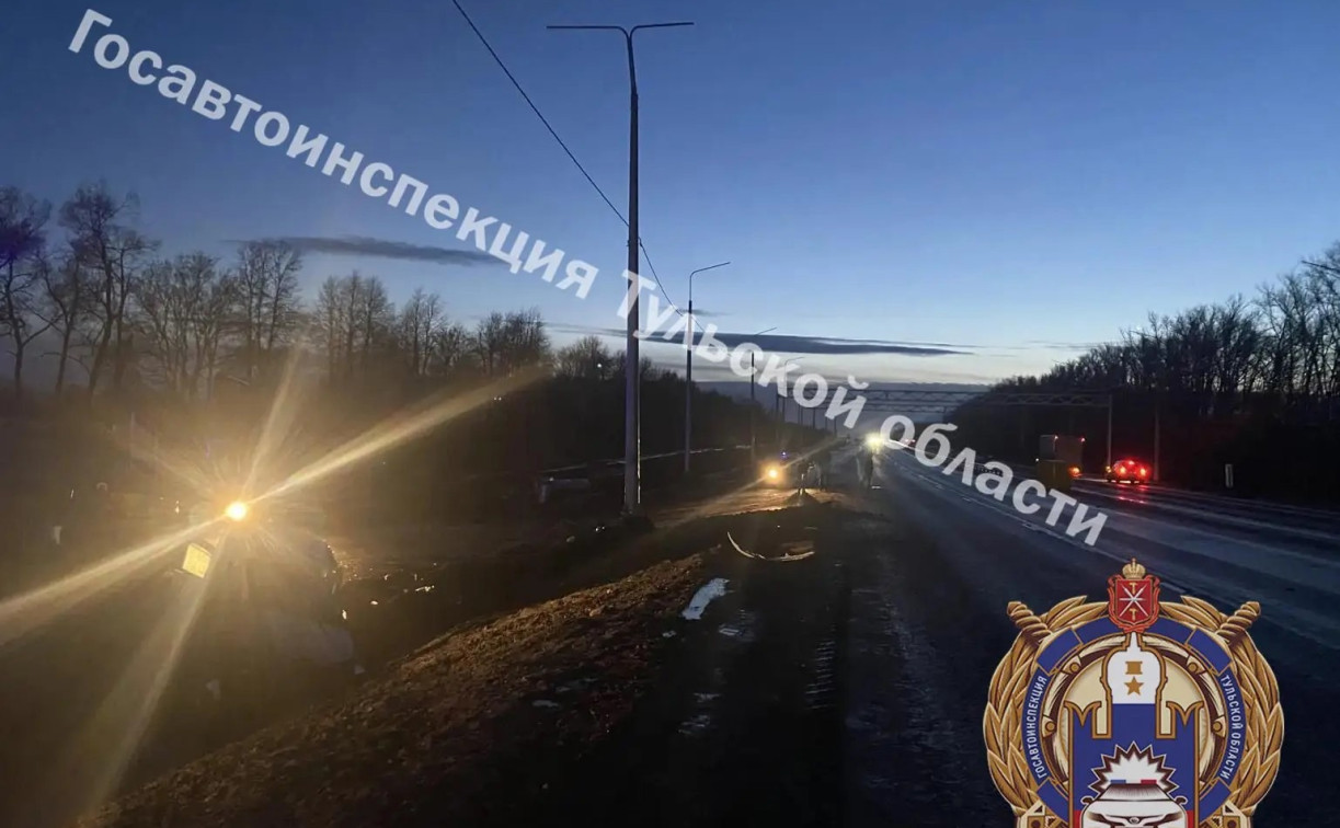 В Чернском районе водитель Renault разогнался на трассе и улетел в кювет