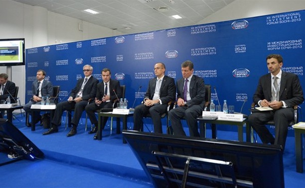 На круглом столе в Сочи Владимир Груздев выступил в защиту тульской оборонки