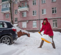 Тульские коммунальщики не справляются с уборкой снега