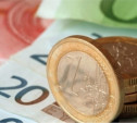 Эксперты: Курсы евро и доллара растут из-за паники россиян