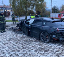 В Туле спорткар врезался в стелу: в ДТП погиб бывший владелец загородного комплекса «Берендей»