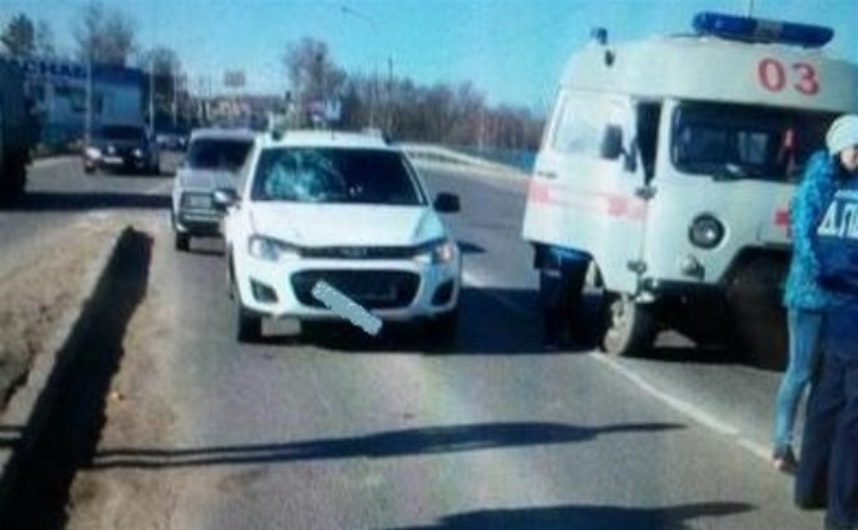 В Новомосковске водитель сбил мужчину и скрылся с места аварии