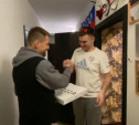 Футболист «Арсенала» принес пиццу объявившему голодовку болельщику