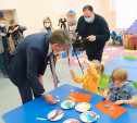 Дмитрий Миляев посетил новый детский сад на Красноармейском проспекте