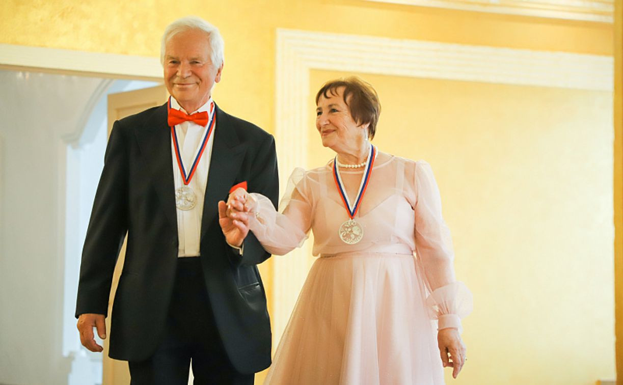 Туляки Александр и Любовь Прихожие отметили 60-летие совместной жизни