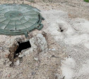 Место разлива нефтепродуктов в Комарках снова засыпали доломитовой мукой  