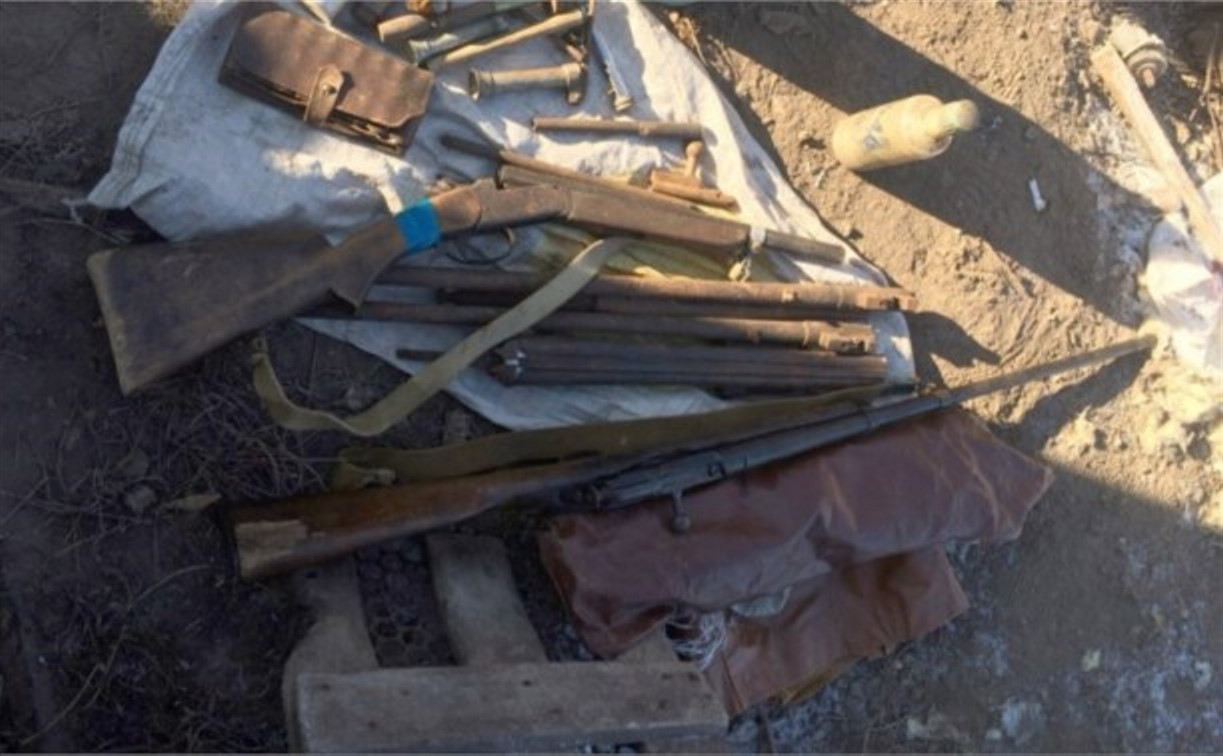 Житель Ленинского района незаконно хранил дома целый арсенал оружия и боеприпасов