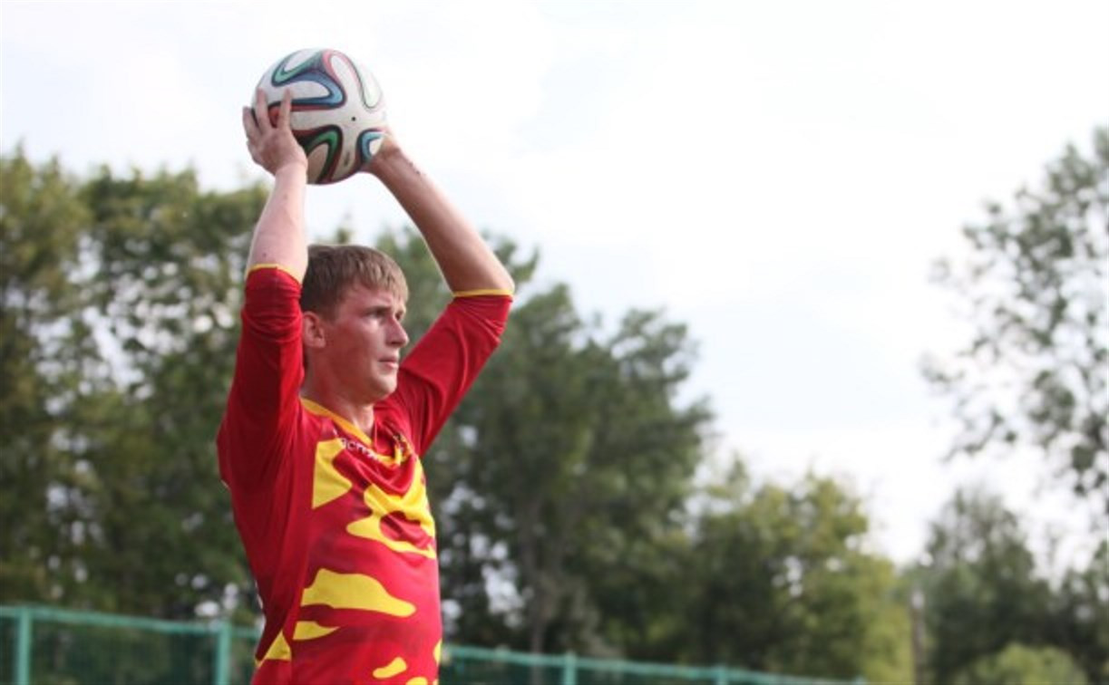 В Туле стартовал футбольный турнир среди юношеских команд