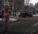 Голая женщина бегала морозным утром по улицам Тулы: видео