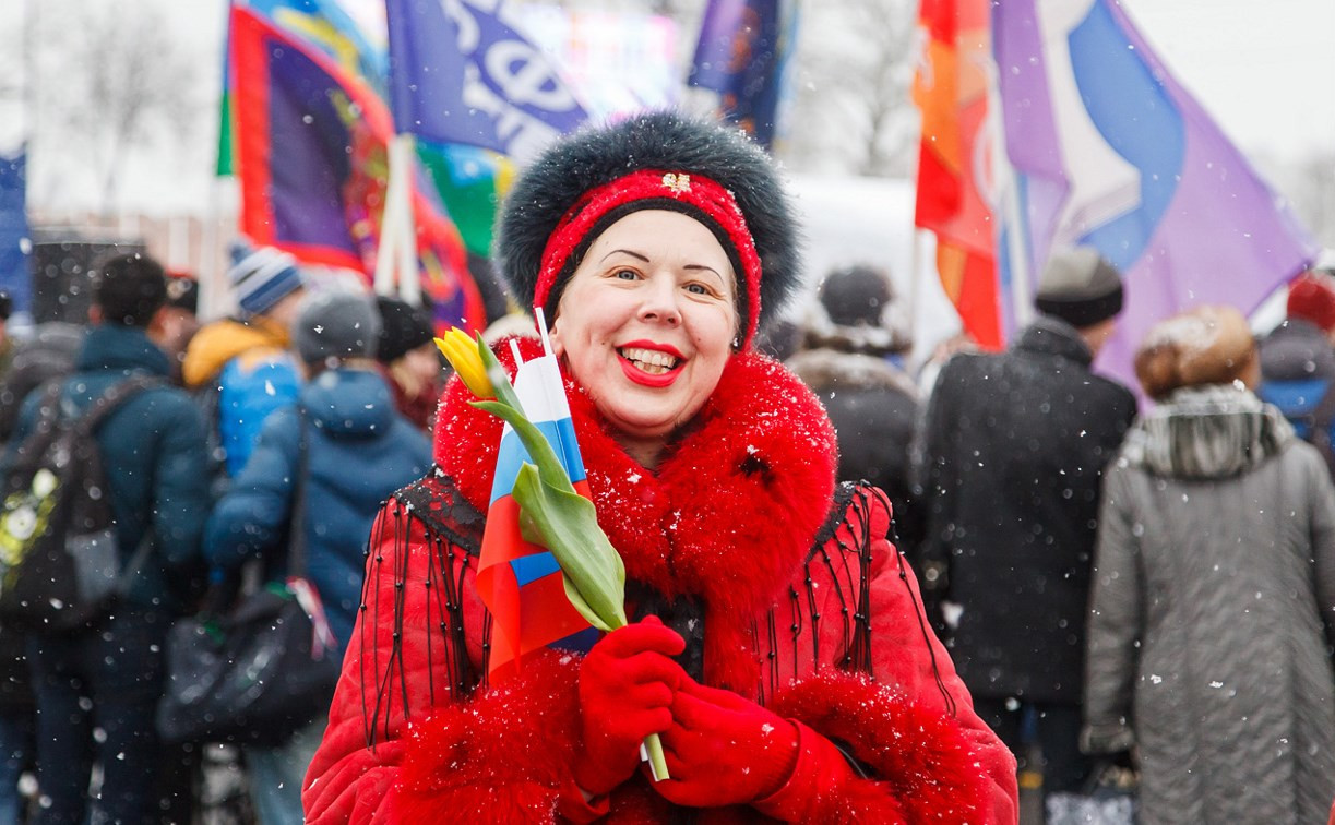 Сотни туляков собрались на концерте в честь годовщины воссоединения России и Крыма