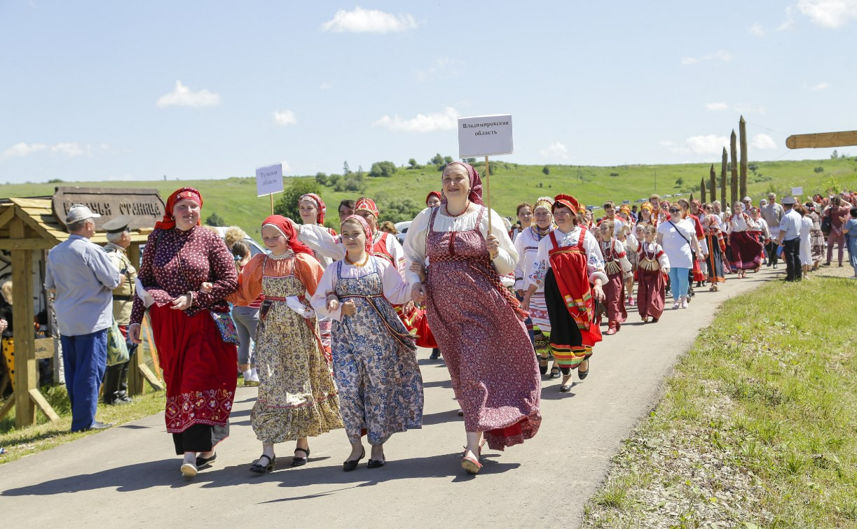 В Тульской области прошел фестиваль фольклора и ремёсел «Двенадцать ключей»