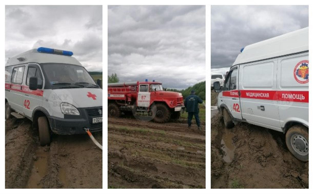 В деревне под Алексином застряли две скорых и МЧС: видео