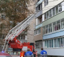 При пожаре в алексинской пятиэтажке пострадала пенсионерка