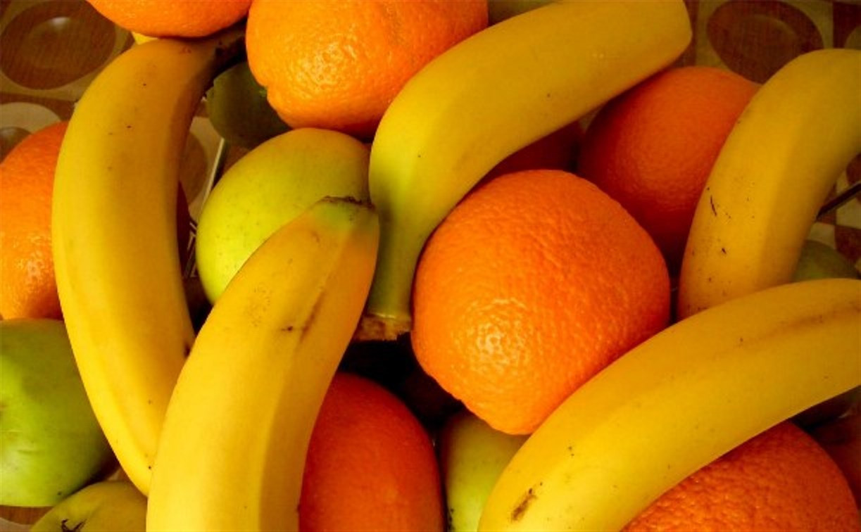 Россияне стали есть меньше апельсинов и бананов