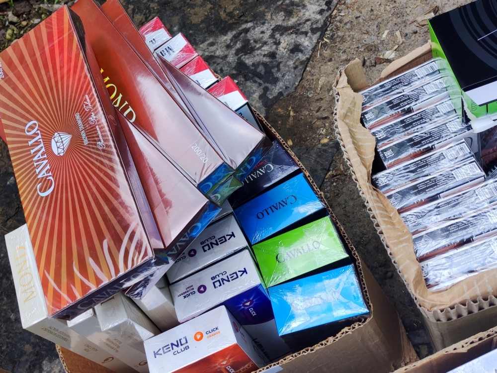 В торговой точке Тулы таможенники нашли более 1000 пачек контрафактных сигарет