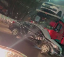 В Туле на улице Рязанской столкнулись автовоз и две иномарки. Одна из водителей погибла