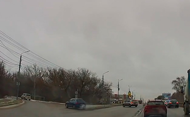 На ул. Рязанской три водителя наплевали на ПДД