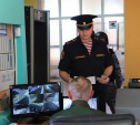 В Туле Росгвардия проверила системы безопасности школ перед новым учебным годом