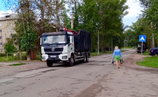 В тульском поселке запрещено движение грузовиков, а они ездят