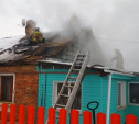В Узловском районе пожарные спасли человека из горящего дома
