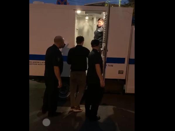 Угрожали отрезать пальцы из-за 600 тысяч рублей: в Донском троих мужчин осудили за вымогательство