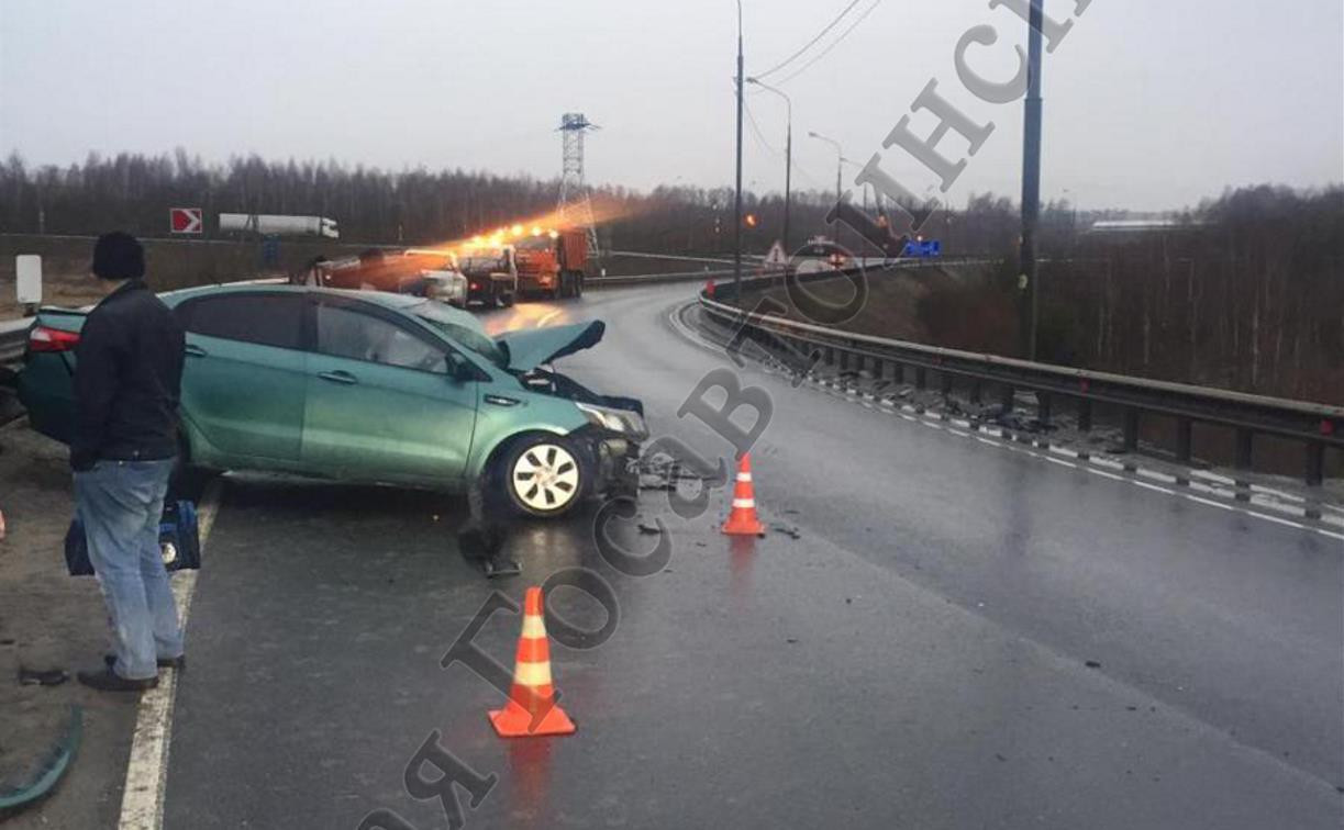 Под Тулой на трассе М-2 в аварии погиб водитель Kia