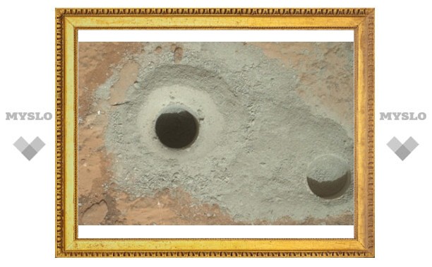 «Кьюриосити» пробурил поверхность Марса