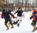 В Туле прошел первый турнир по футболу в валенках: большой фоторепортаж