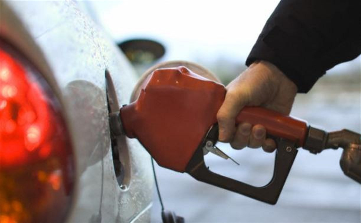 Почему выросли цены на бензин?