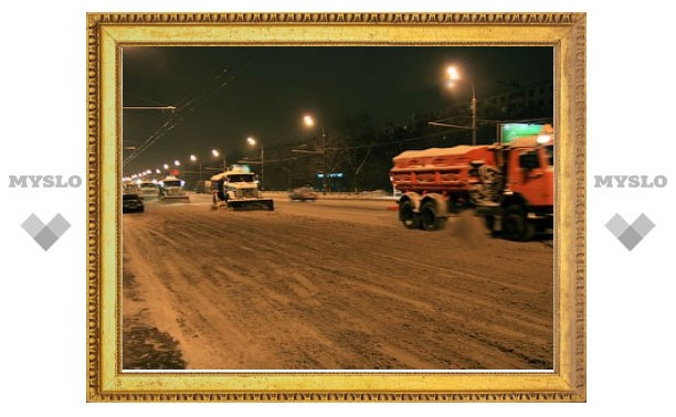Движение в Москве парализовано из-за снегопада