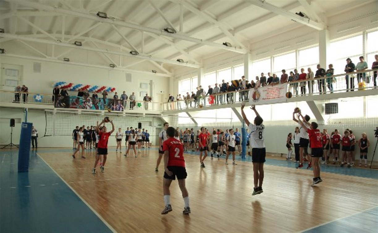 В Туле после капитального ремонта открыли волейбольный зал на улице Жуковского