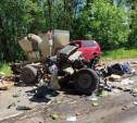 В Тульской области в тройном ДТП с грузовиком погиб человек