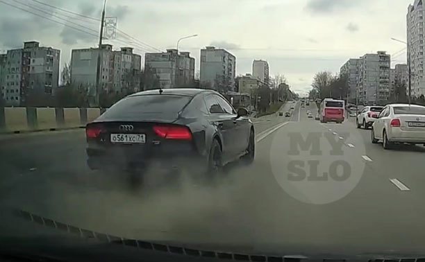 В Туле Audi устроили гонки на ул. Октябрьской