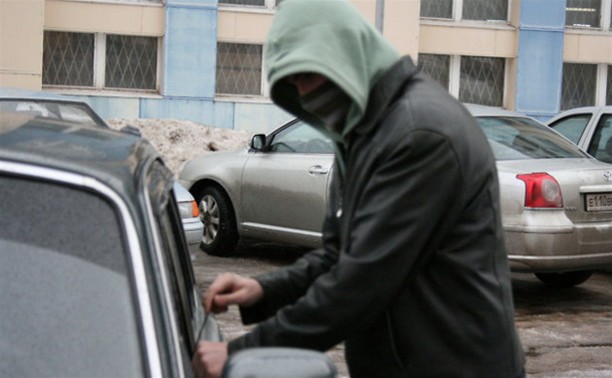 За угон автомобиля 19-летний туляк заплатит 80 тысяч рублей