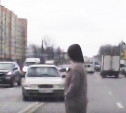 Абсурдная дорожная ситуация в Туле попала на видео