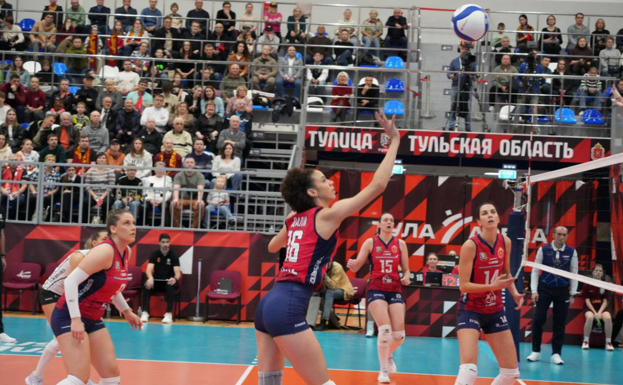 Волейболистки «Тулицы» выиграли первый домашний матч сезона