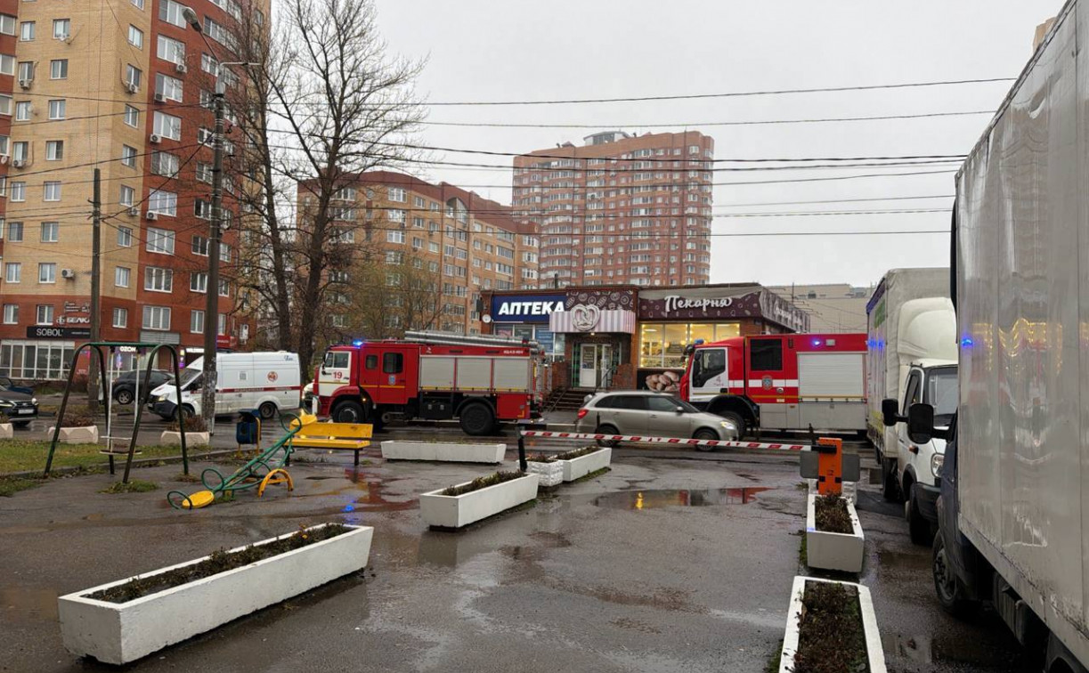 На Зеленстрое заметили несколько пожарных расчетов и скорую: что случилось