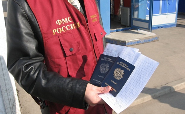 В ходе спецоперации УФМС в Новомосковске задержан автобус с нелегалами