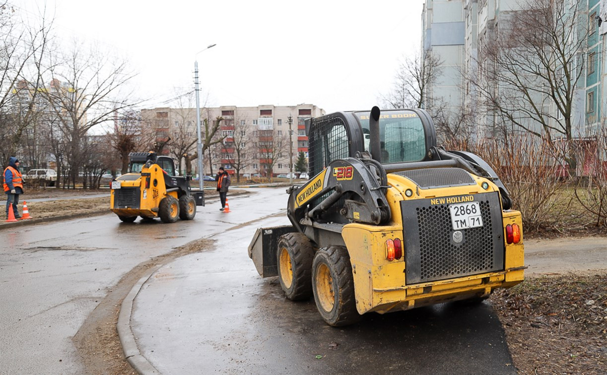 В Туле ведется аварийно-восстановительный ремонт дорог 