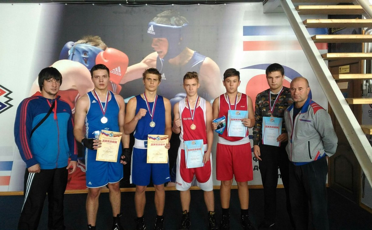 Тульские боксеры завоевали пять медалей на соревнованиях в Курской области