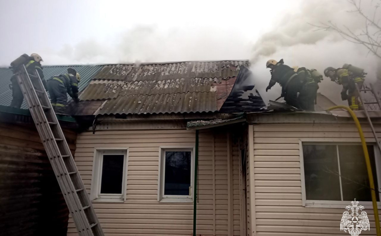 В Маслово из-за короткого замыкания сгорел дом