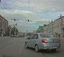 На ул. Советской нарушитель ПДД едва не устроил аварию