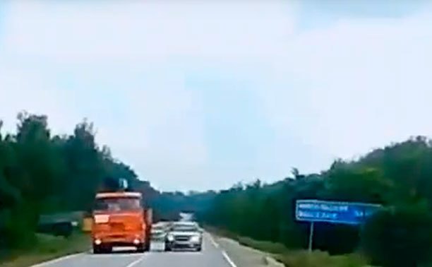 Под Тулой нарушитель ПДД «едва не отправил к праотцам» встречного водителя