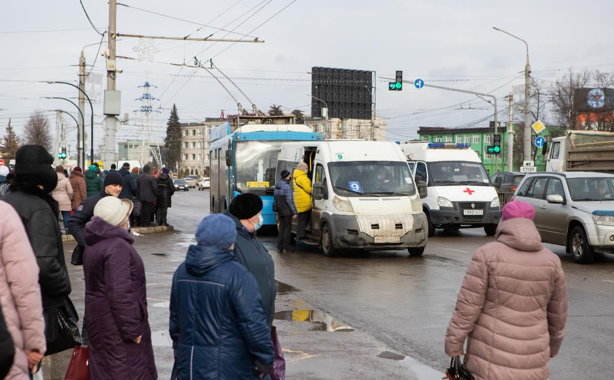 Тульские перевозчики просят поднять оплату за проезд в транспорте на 10 рублей