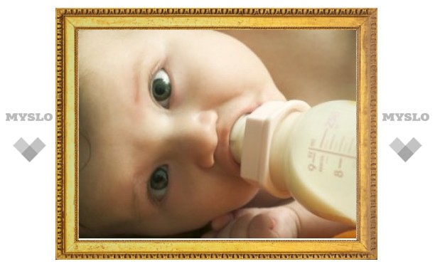 Минздрав осудил рекламу заменителей грудного молока