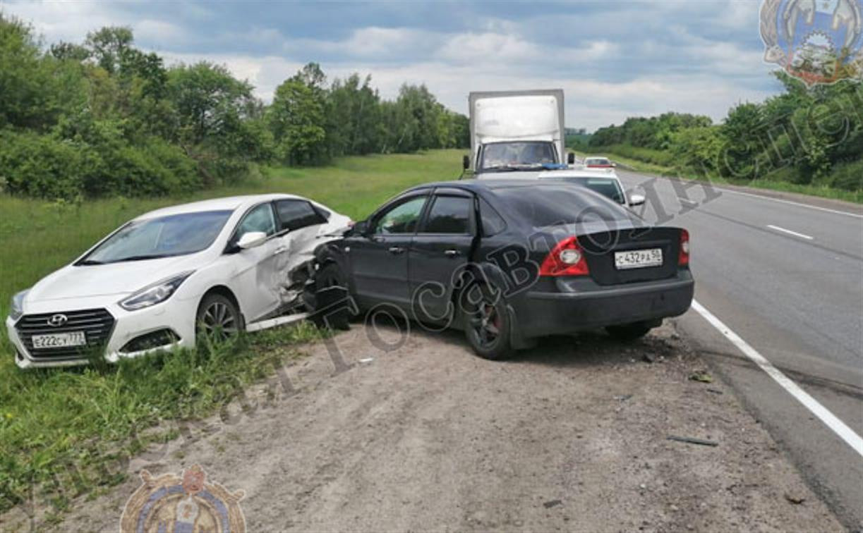 В столкновении двух авто в Ефремовском районе пострадал один человек