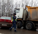 На автодороге «Тула-Новомосковск» легковушка въехала в грузовик