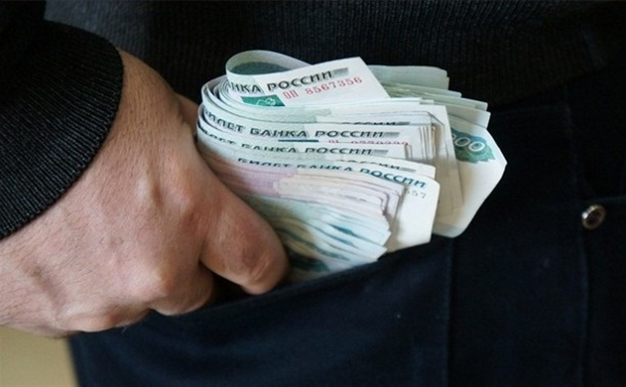 За присвоение чужих денег бывший судебный пристав заплатит штраф 120 тысяч рублей