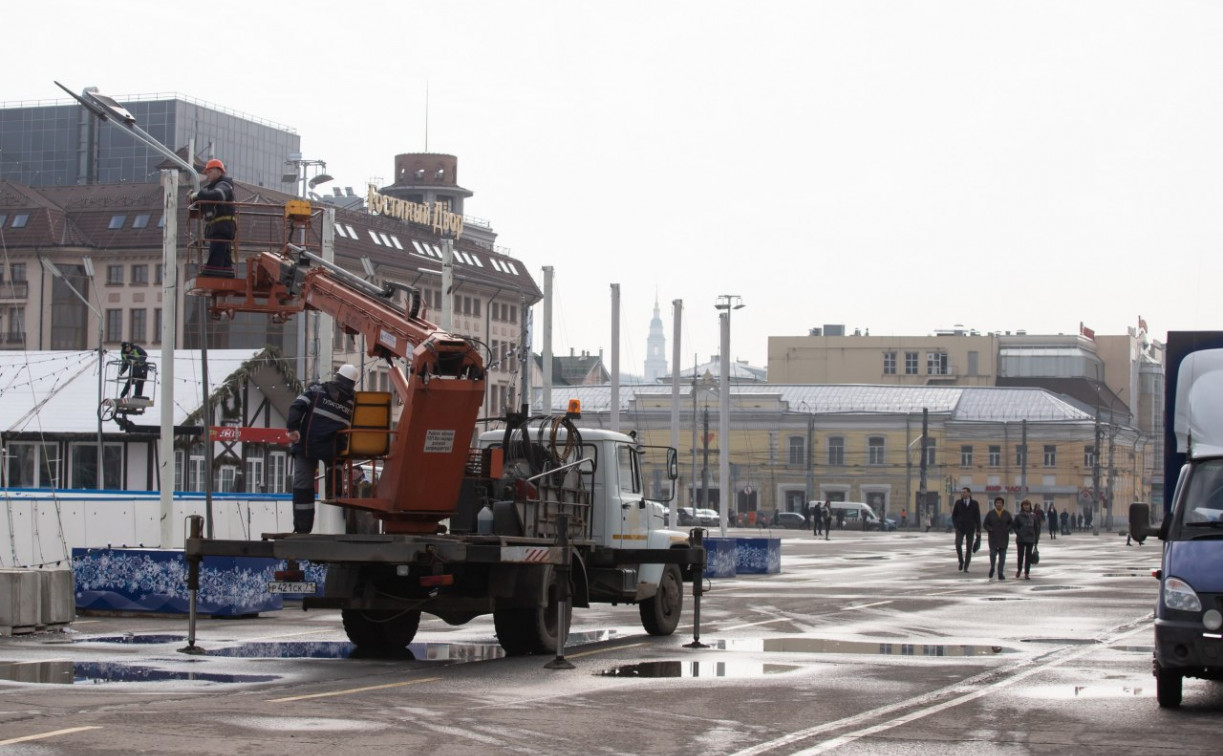 На площади Ленина 18 октября начнут монтировать Губернский каток